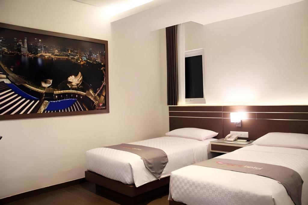 Neotel Hotel City Centre Tanjung Redep Extérieur photo