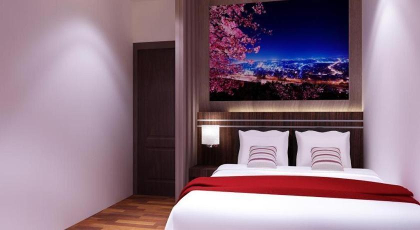 Neotel Hotel City Centre Tanjung Redep Extérieur photo