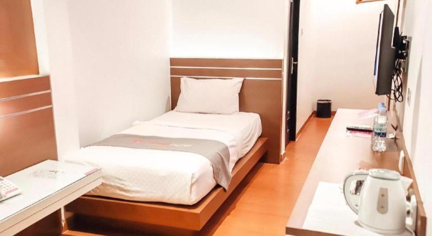 Neotel Hotel City Centre Tanjung Redep Extérieur photo
